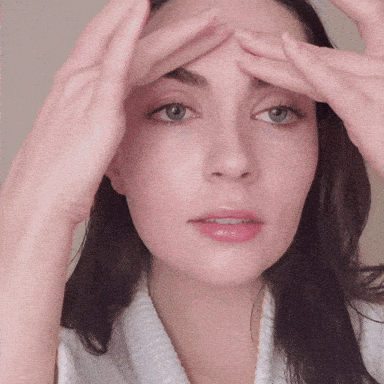 Evrly member smiling